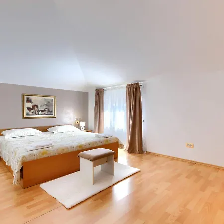 Bruno-2 By Interhome *