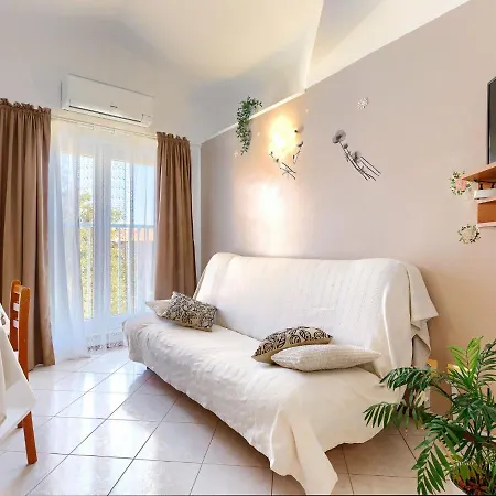 Bruno-2 By Interhome