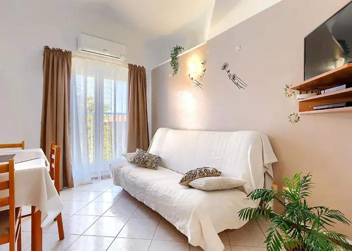 Bruno-2 By Interhome