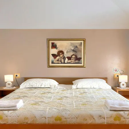 Apartment Bruno-2 By Interhome