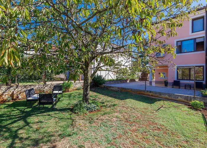 Bruno-2 By Interhome Lejlighed Umag