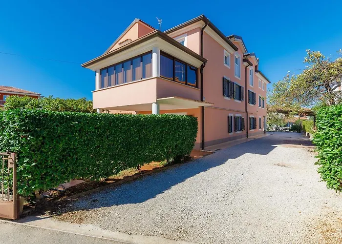 Lejlighed Bruno-2 By Interhome